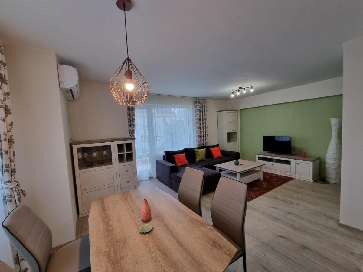 Flora - Beautiful *New* Apartment To The Beach 부르가스 외부 사진