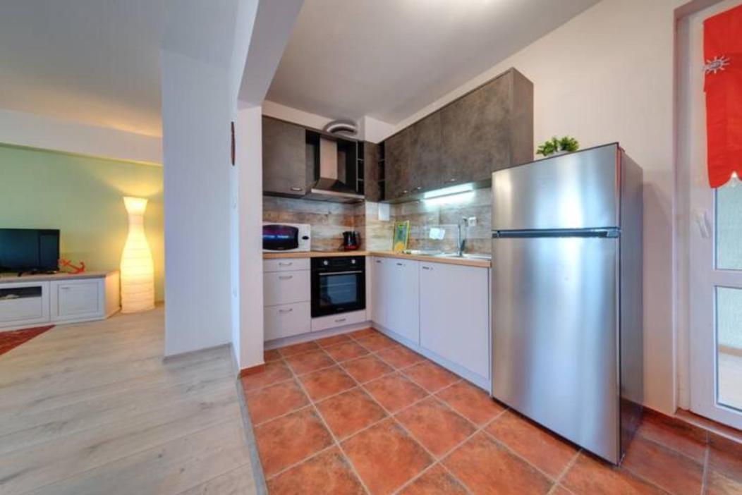 Flora - Beautiful *New* Apartment To The Beach 부르가스 외부 사진